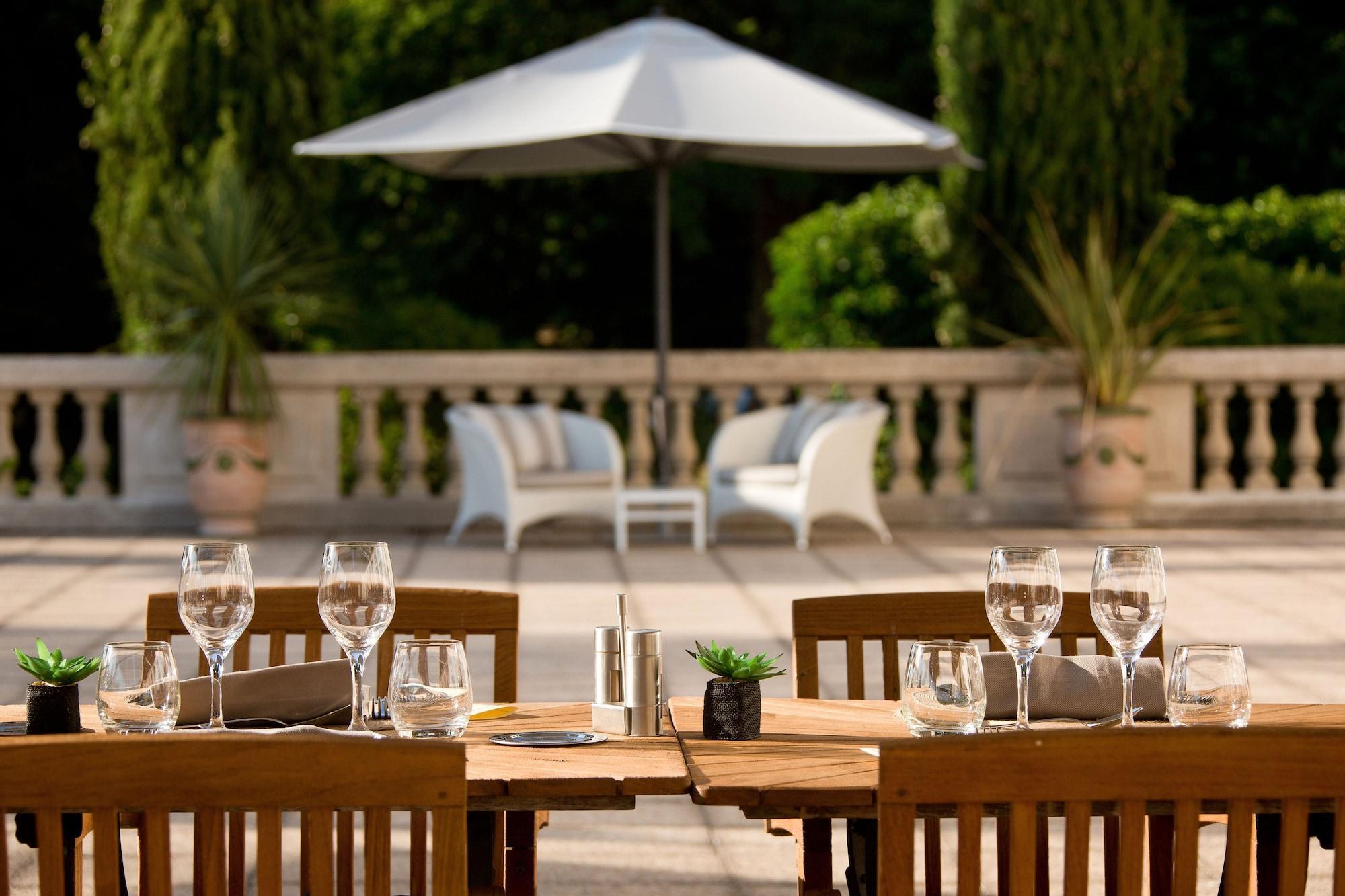 Domaine Et Golf De Vaugouard - La Maison Younan 龙河畔丰特奈 外观 照片